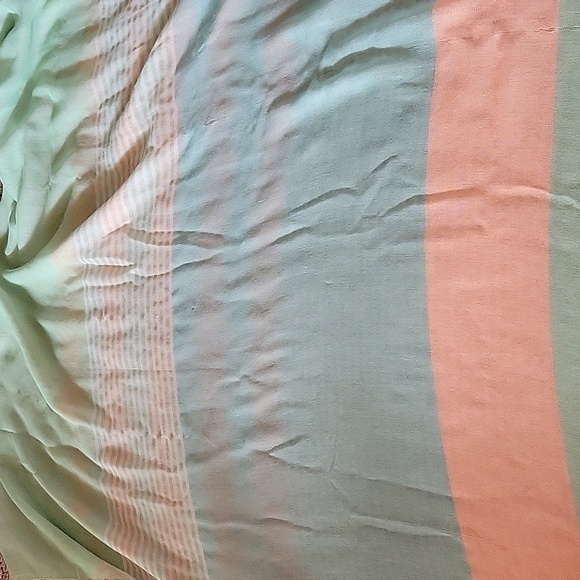 3/$20 VTG LAON FASHIONS Pastel Striped Lightweight Gauze Infinity Summer Scarf - Picture 8 of 12